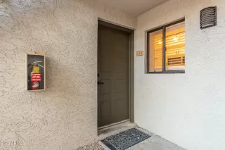 Photo #4: 6558057 Listing