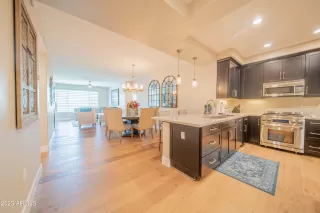 Photo #5: 6558073 Listing