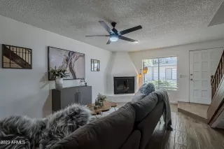 Photo #3: 6558437 Listing