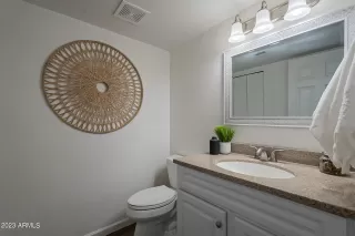 Photo #5: 6558437 Listing