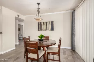 Photo #4: 6558683 Listing