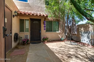 Photo #5: 6558749 Listing