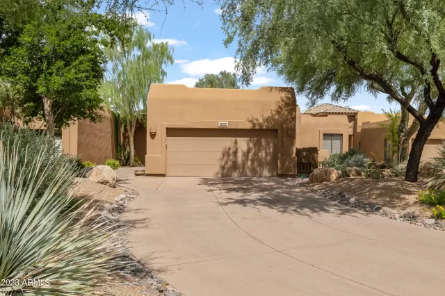 MLS: 6558823 Condo For Sale