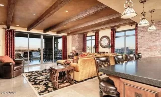 Photo #2: 6558984 Listing