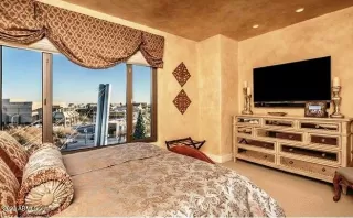 Photo #3: 6558984 Listing