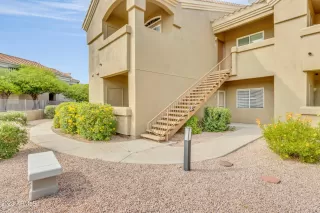 Photo #2: 6559184 Listing