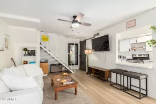 Photo #2: 6559225 Listing 