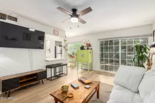 Photo #4: 6559225 Listing 