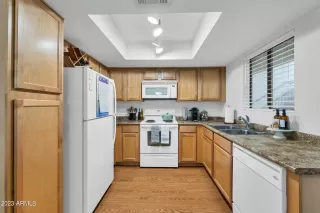 Photo #4: 6559542 Listing