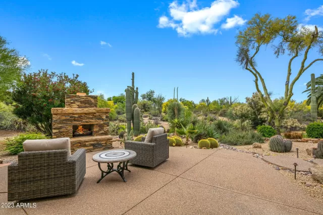 MLS: 6559605 Condo For Sale