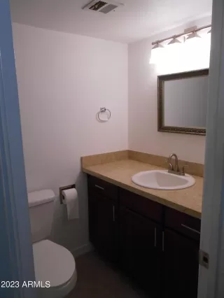 Photo #6: 6559607 Listing