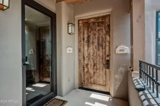 Photo #2: 6559842 Listing 
