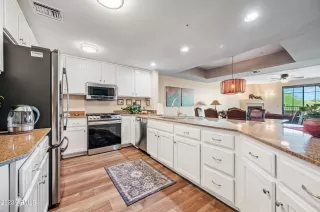 Photo #5: 6559842 Listing 