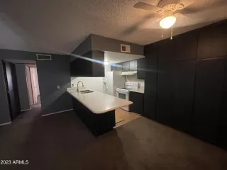 Photo #6: 6560263 Listing