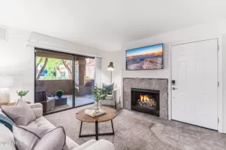 Photo #2: 6560300 Listing 