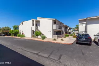 Photo #2: 6560469 Listing