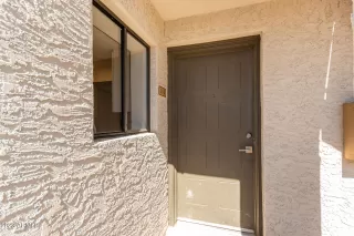 Photo #3: 6560469 Listing