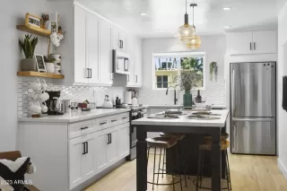 Photo #2: 6560573 Listing