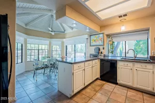 Photo #3: 6560637 Listing