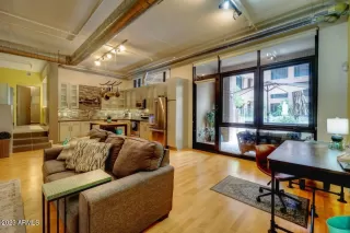 Photo #4: 6560903 Listing 