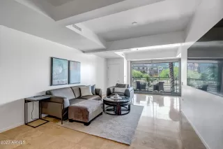 Photo #4: 6561009 Listing