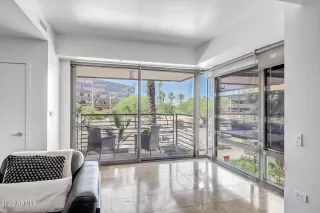 Photo #6: 6561009 Listing