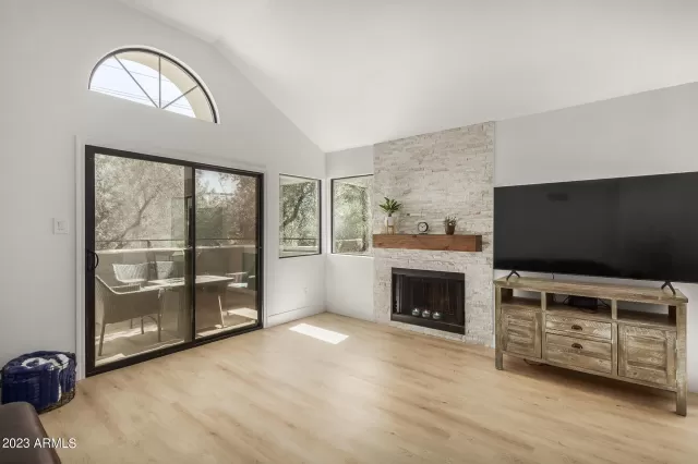 MLS: 6561024 Condo For Sale