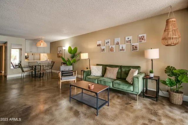 MLS: 6561147 Condo For Sale