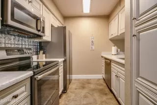 Photo #2: 6561147 Listing