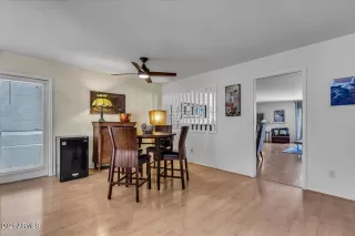 Photo #5: 6561174 Listing