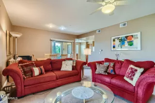 Photo #5: 6561227 Listing