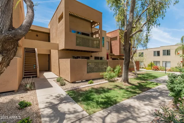 MLS: 6561338 Condo For Sale