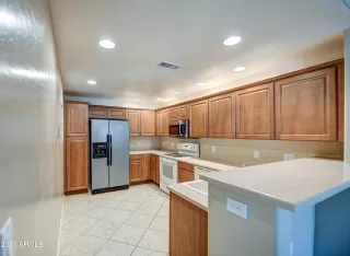 Photo #5: 6561408 Listing 