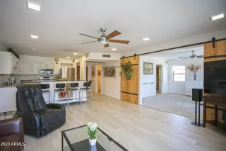 Photo #1: 6561587 Listing 