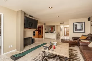 Photo #4: 6561651 Listing