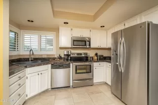 Photo #5: 6561651 Listing