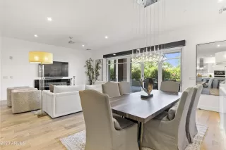 Photo #2: 6561839 Listing