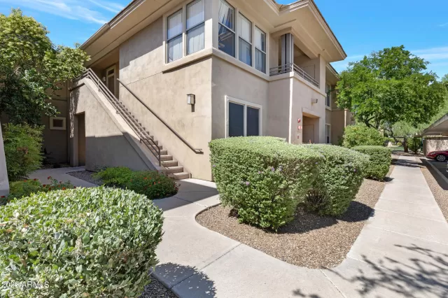 MLS: 6561899 Condo For Sale