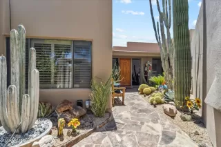 Photo #3: 6561917 Listing