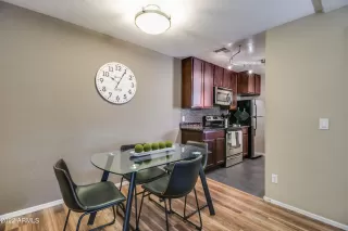 Photo #2: 6562280 Listing 