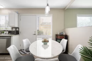 Photo #6: 6562410 Listing