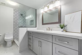 Photo #2: 6562442 Listing