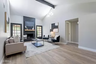 Photo #3: 6562677 Listing 