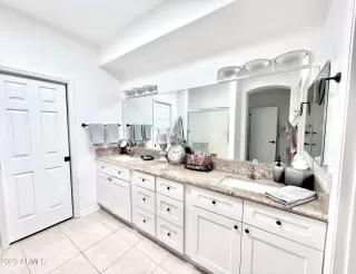 Photo #5: 6562681 Listing