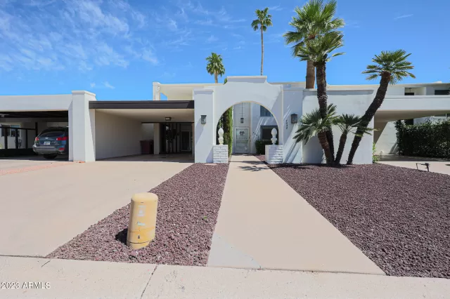 MLS: 6562745 Condo For Sale