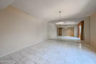 Photo #5: 6562745 Listing