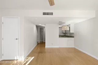 Photo #2: 6562857 Listing 