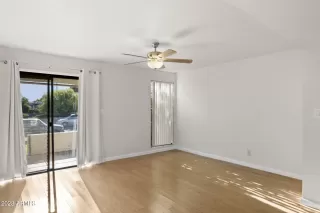 Photo #6: 6562857 Listing 