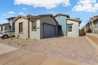 Photo #2: 6562904 Listing
