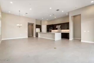 Photo #6: 6562904 Listing